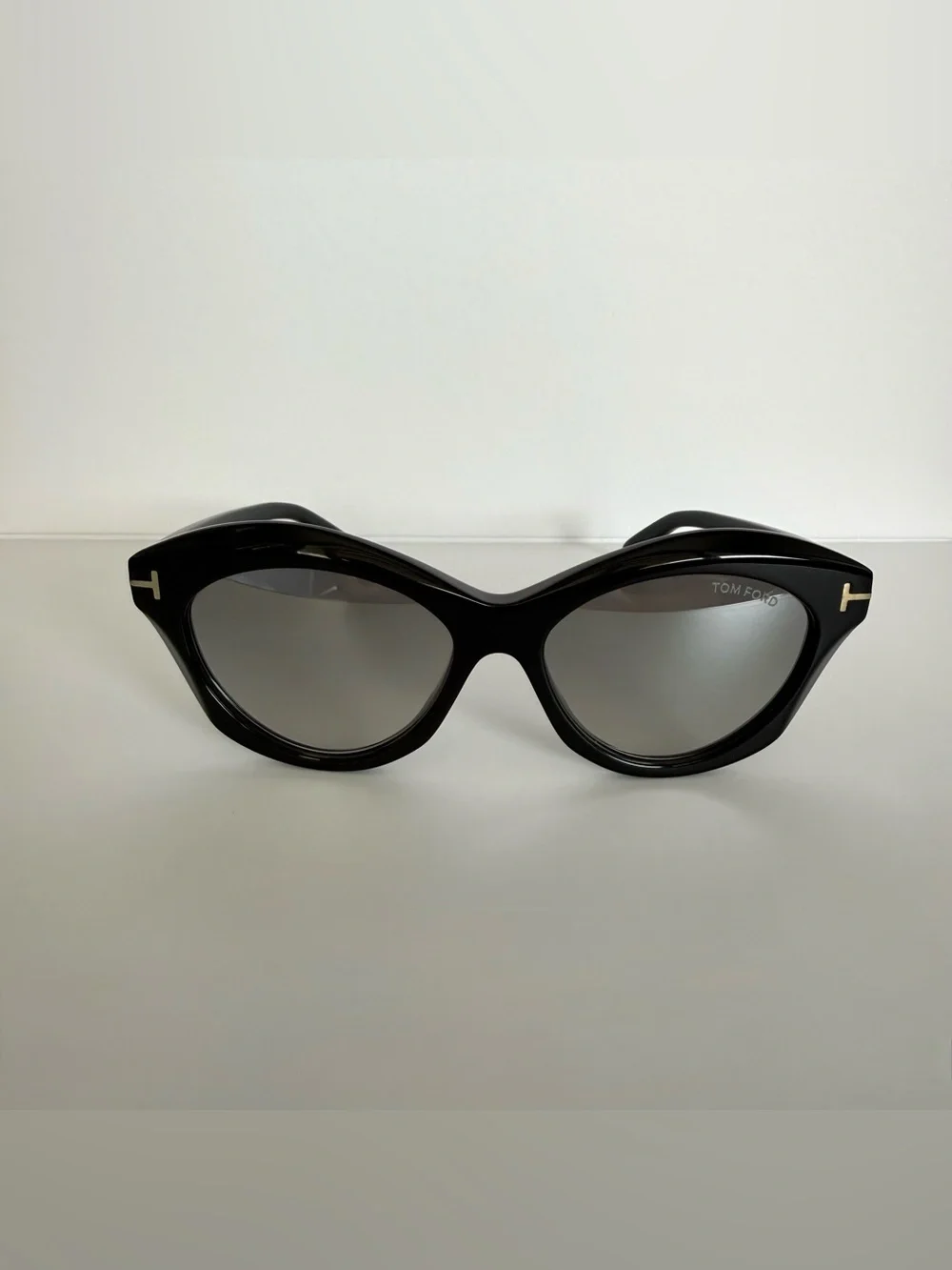 NEW!!! TOM FORD Toni Sunglasses TF1111 01C Authentic Tom Ford Toni TF1111 01C Sunglasses - US main image 3